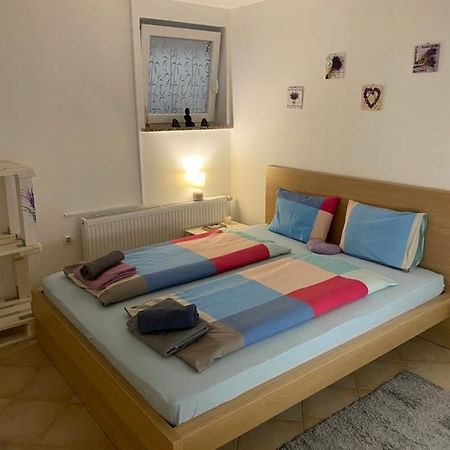 Room Julija Zirovnica Extérieur photo