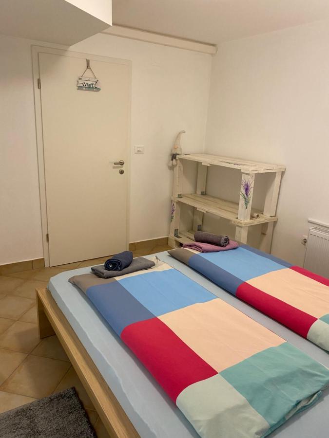 Room Julija Zirovnica Extérieur photo